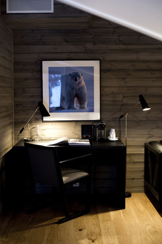Svalbard Hotel 28/41
