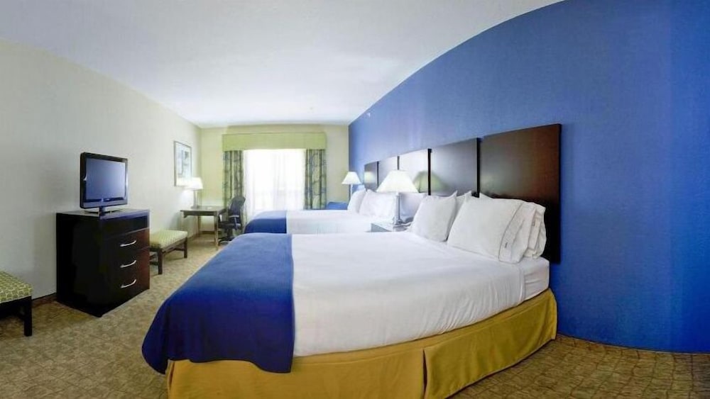 Holiday Inn Express Hotel And Suites Bartlesville 7/35