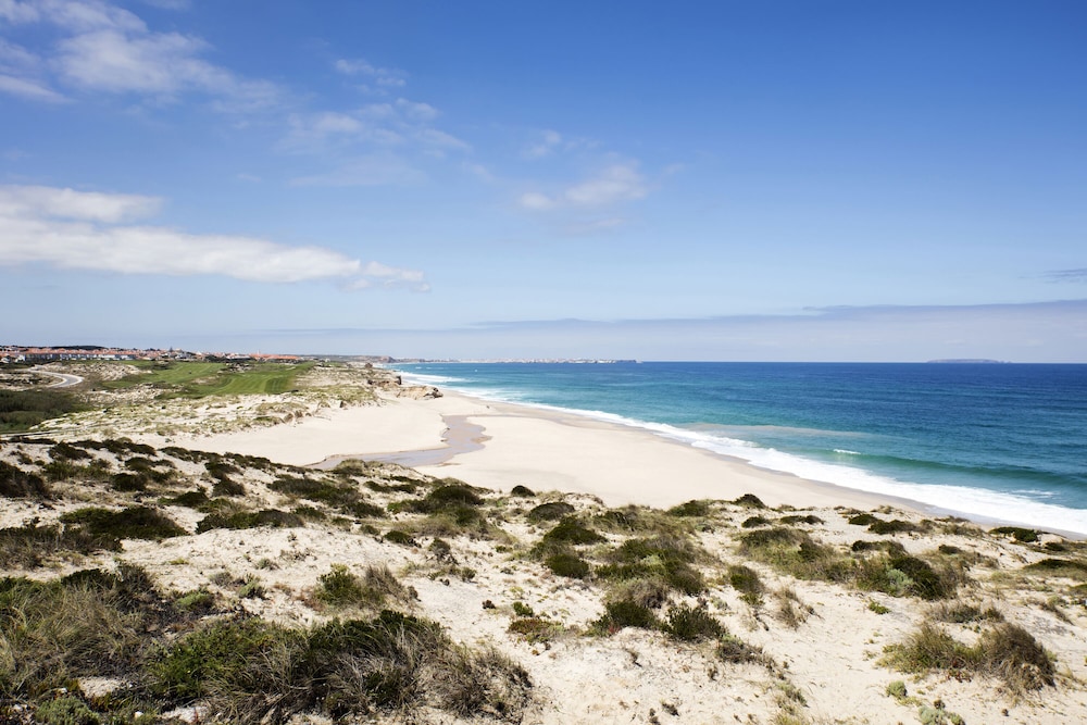 Praia Del Rey Golf And Beach Resort - The Village 43/50