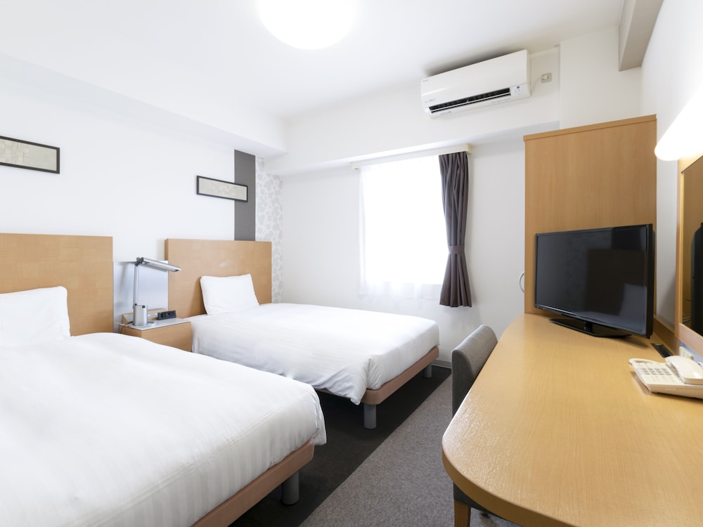 Comfort Hotel Central International Airport 11/53
