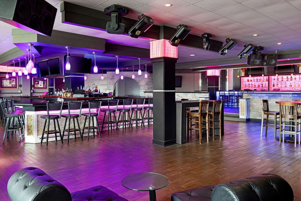 Garner Hotel Totowa by IHG 56/74