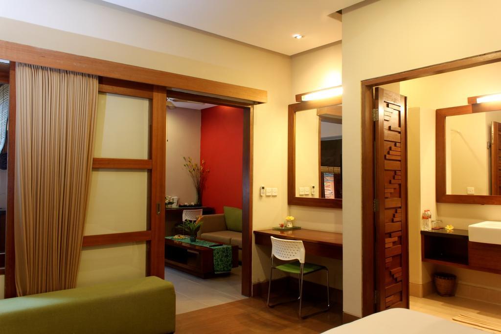 The Green Zhurga Suites 26/27