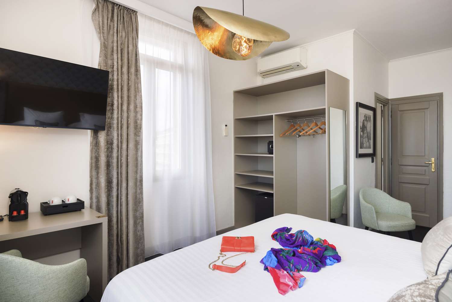 rooms