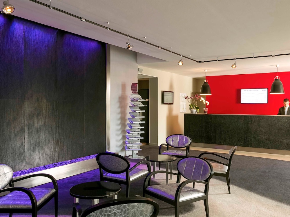 Mercure Bordeaux Lac Hotel 11/77