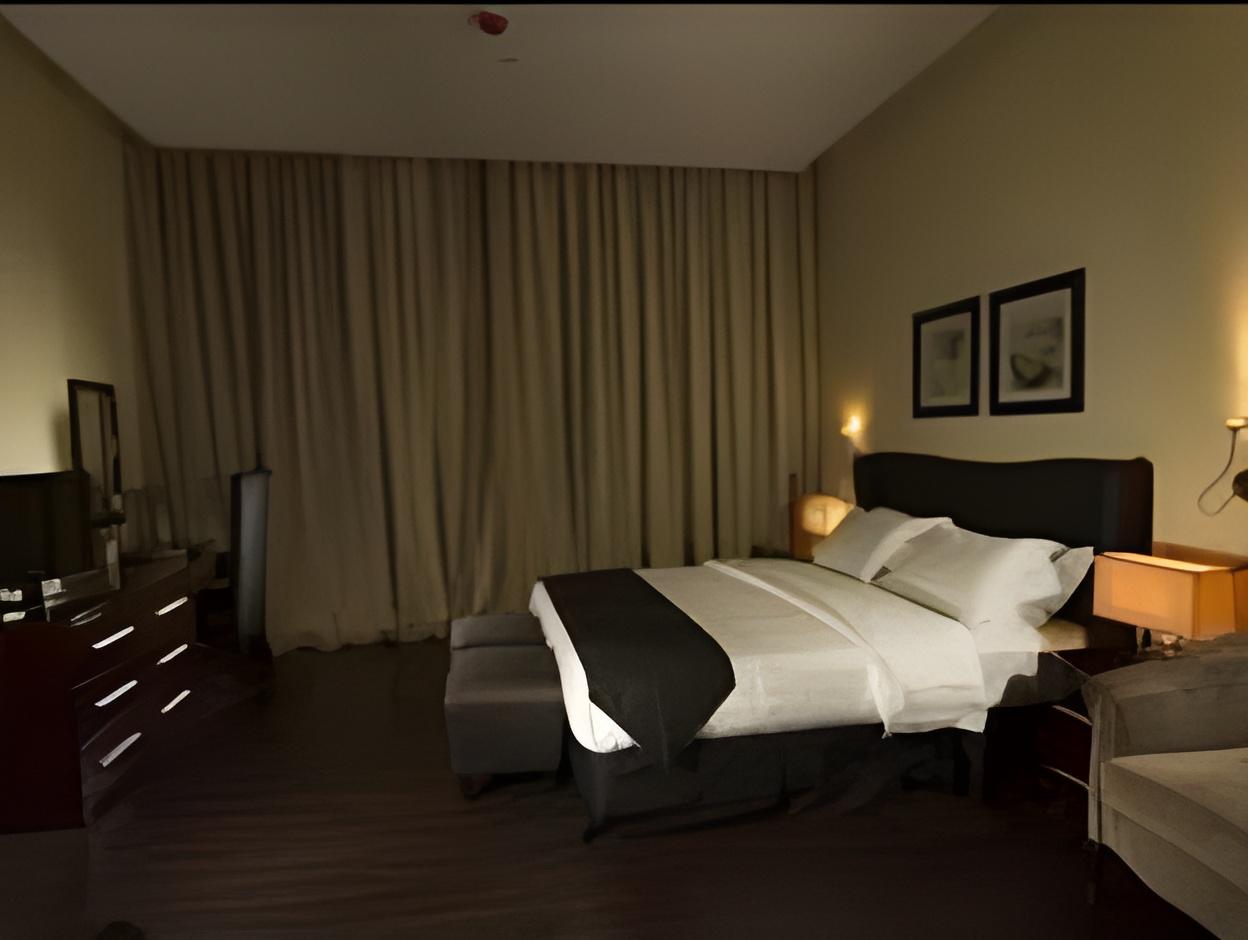 DELUXE SUITE