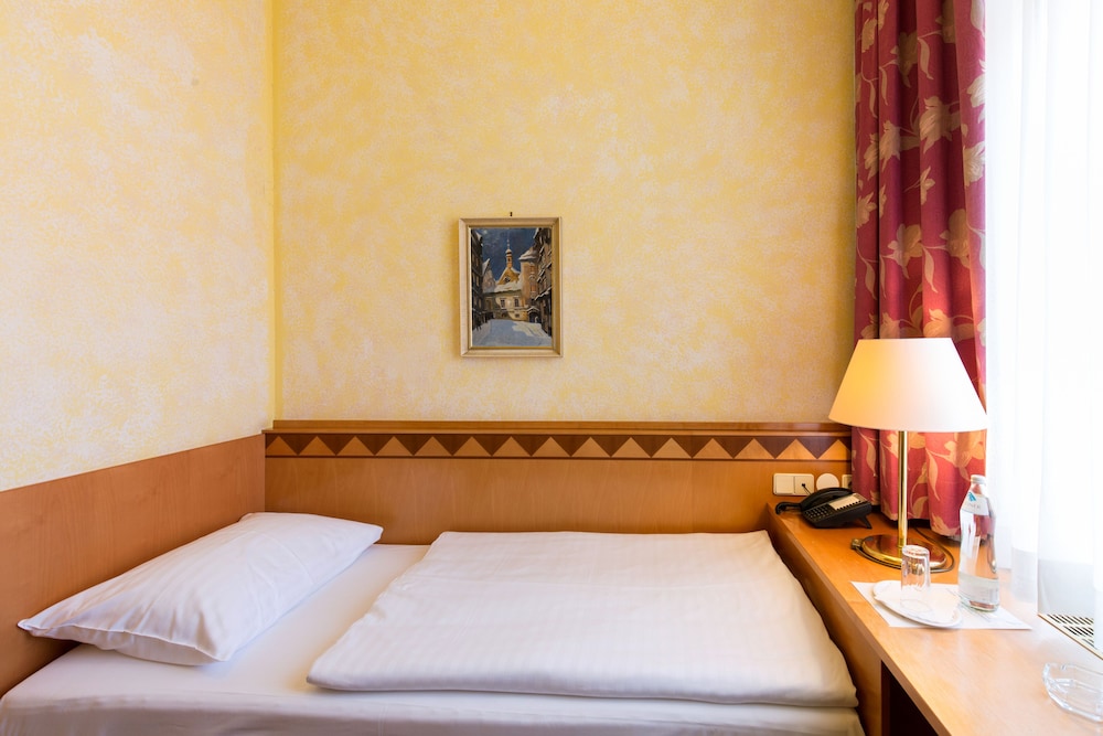 Hotel Post 13/56