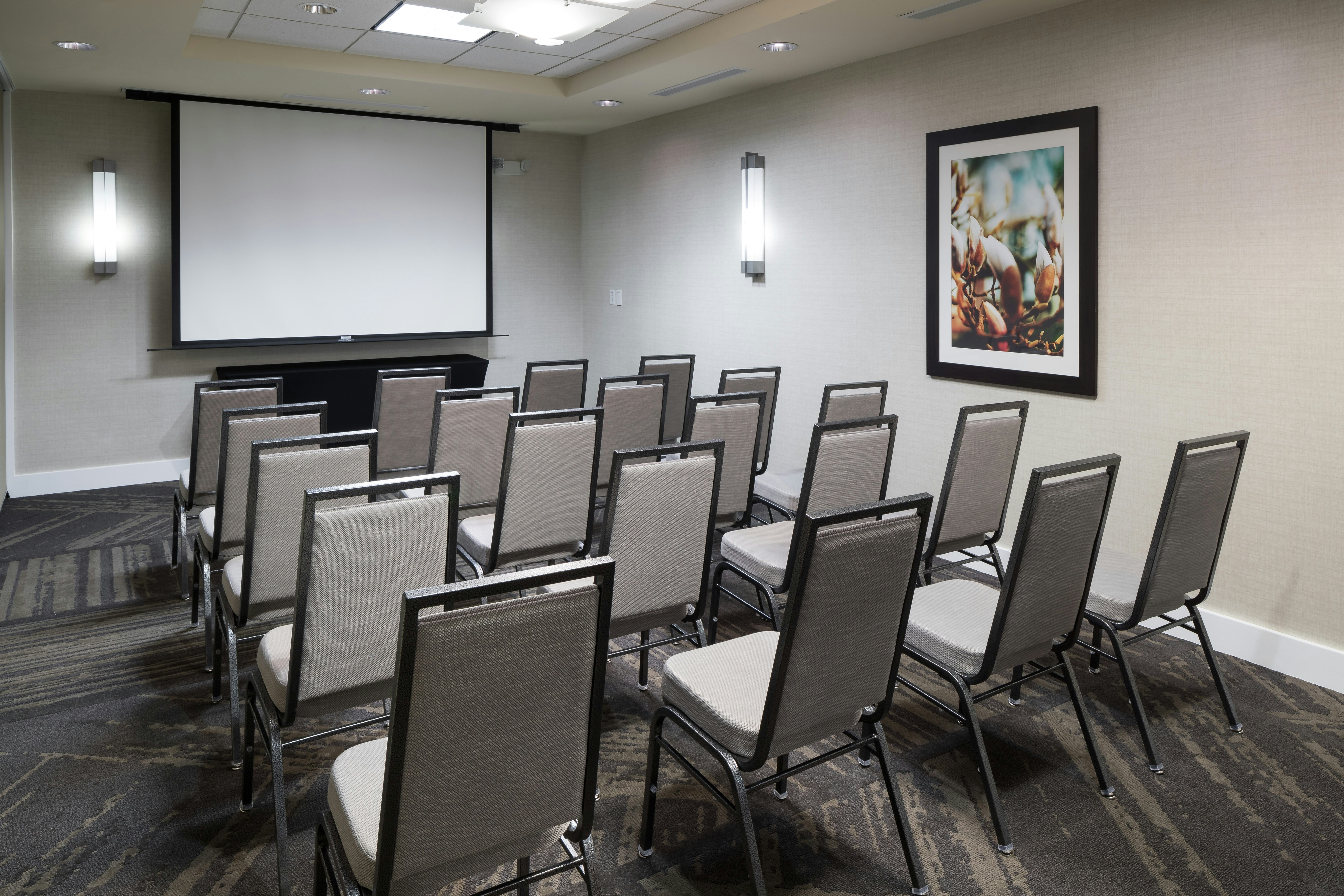 Hilton Garden Inn Dfw North Grapevine 16/24