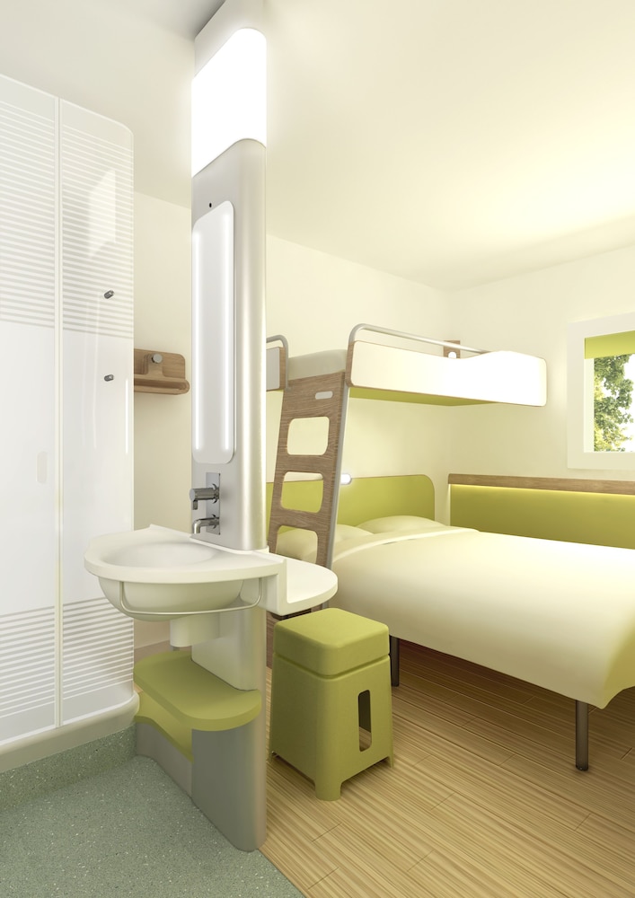 IBIS BUDGET TOULOUSE AEROPORT 27/67