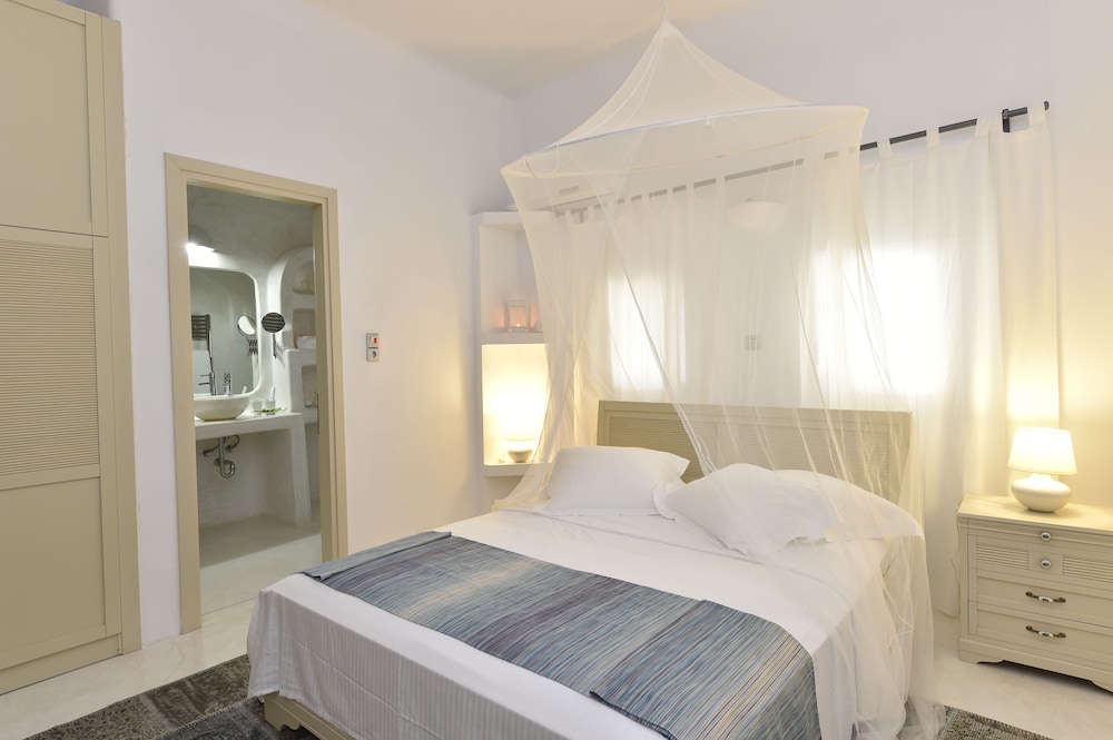Naoussa Hills Boutique Resort- Adults Only (13+) 10/76