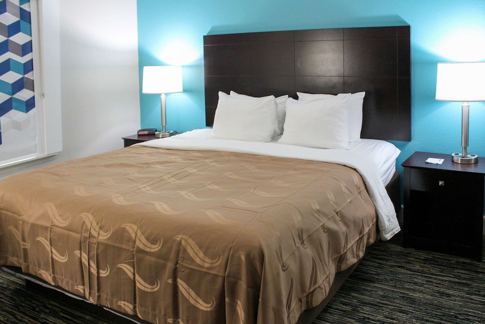 Quality Inn Crossville Near Cumberland Mountain State Park 20/47