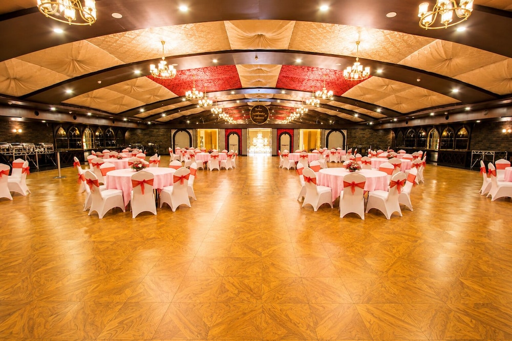 Shakun Hotels & Resorts Jaipur 43/50