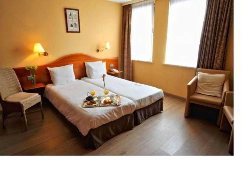 Flanders Hotel Hampshire Classic 5/39