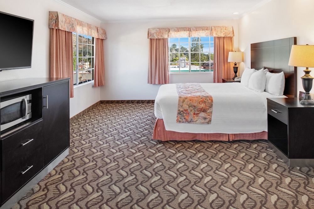Glendale Hotel 11/38