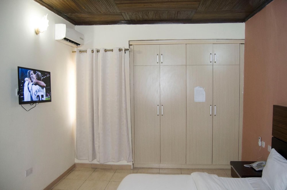 Residency Hotel Area 11 46/46