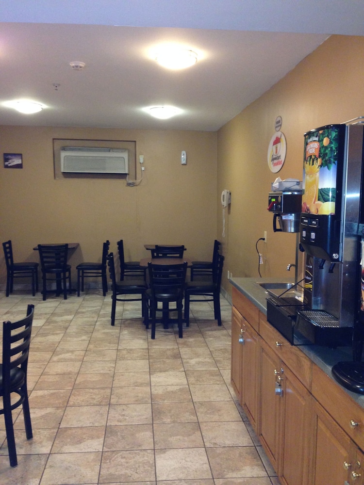 Kalika Hotel Niagara Falls Downtown NY 18/28