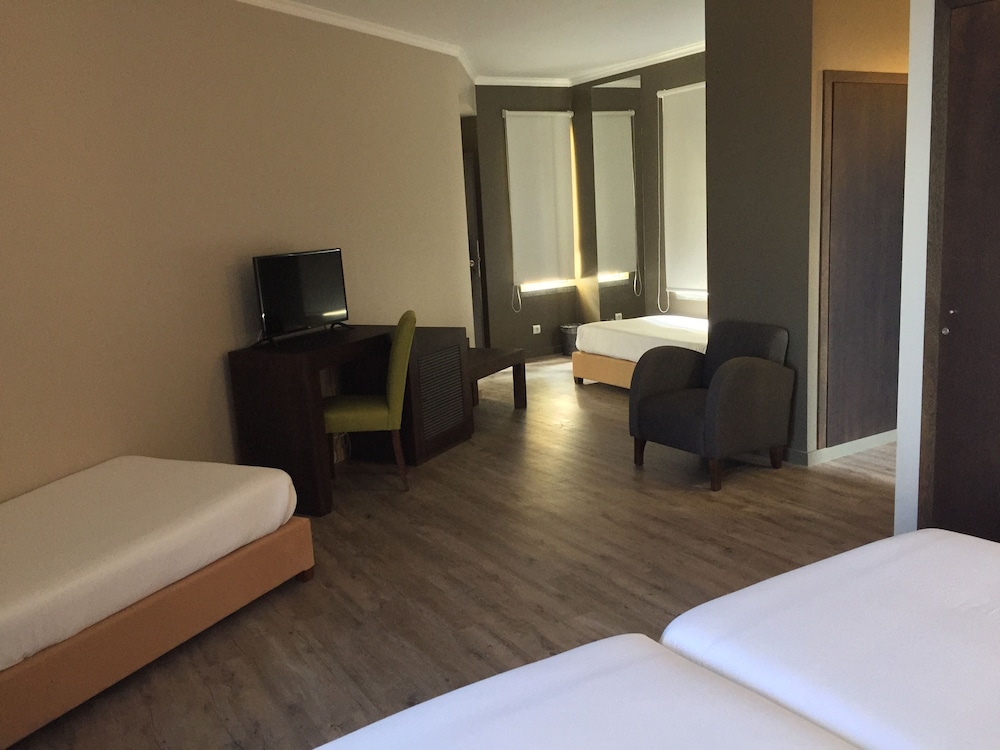 Hotel Euro Moniz 8/26