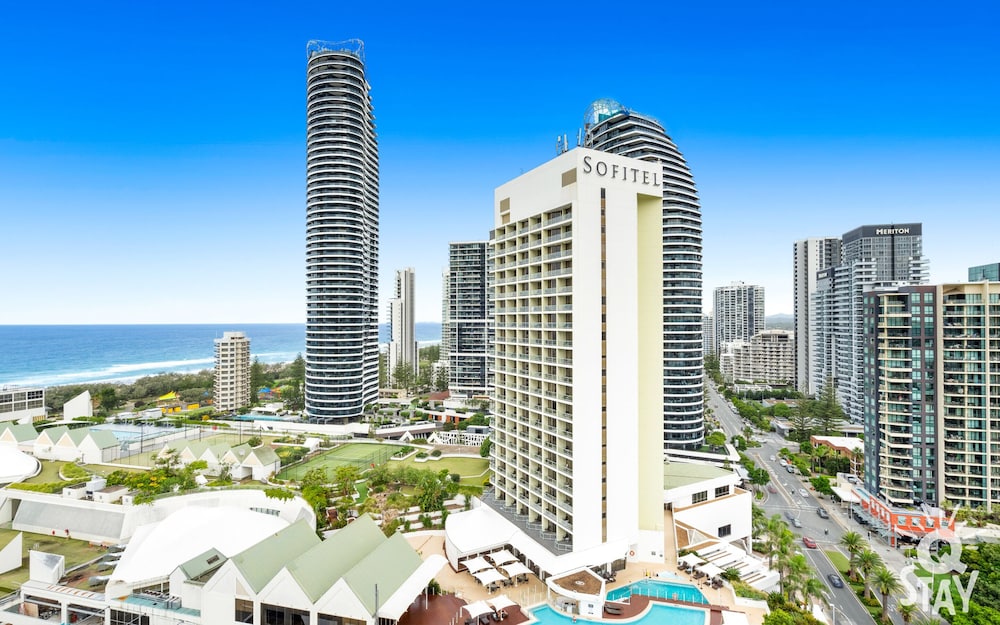 The Wave Resort 66/68