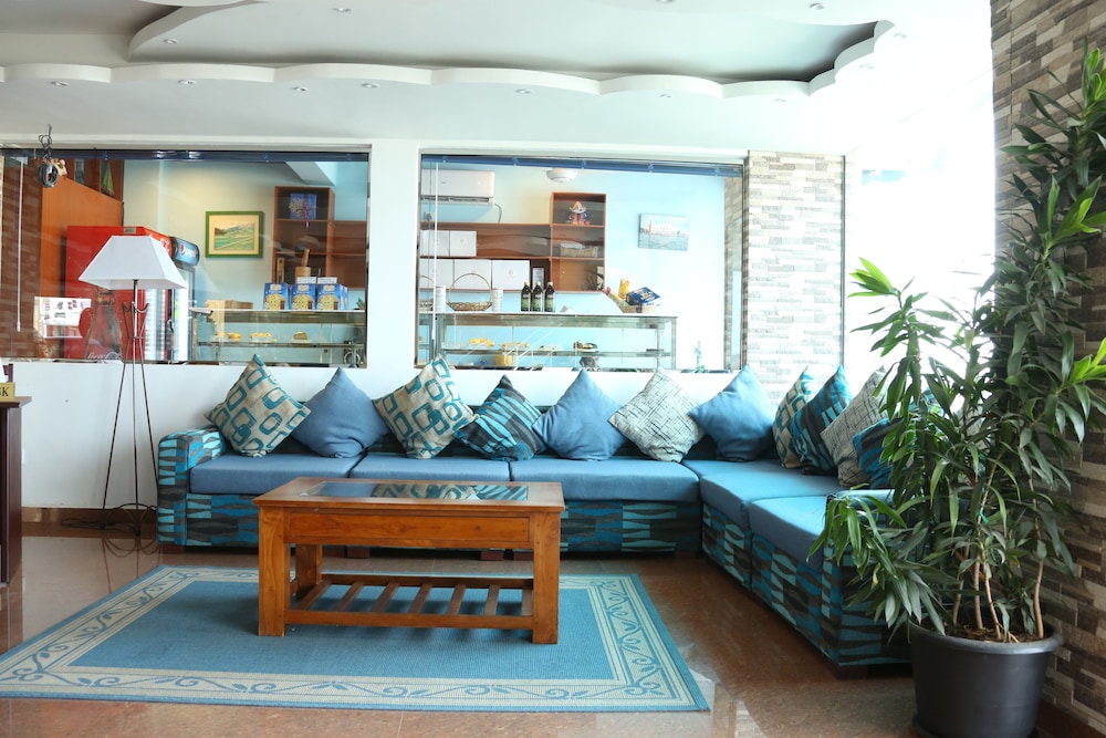 Euro Lanka Hotel 35/51
