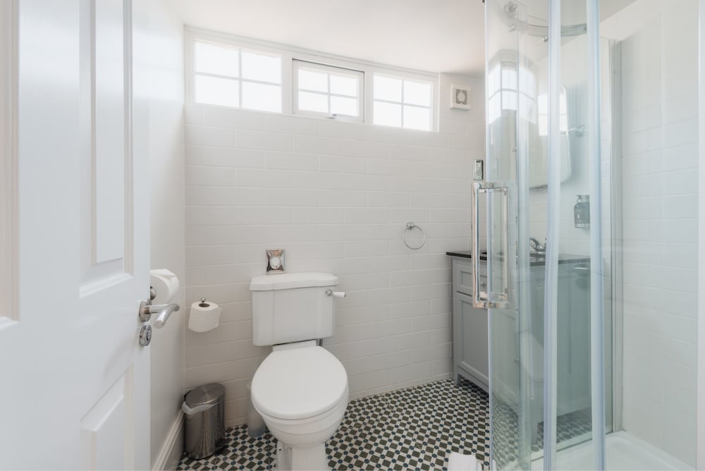 غرفة عائلية بسرير كينج مع أريكة، The Florence Suite Boutique Hotel 4/4
