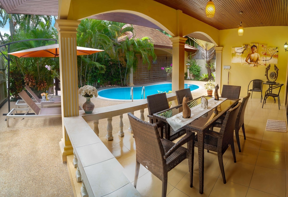 Coconut Paradise Villas 31/50