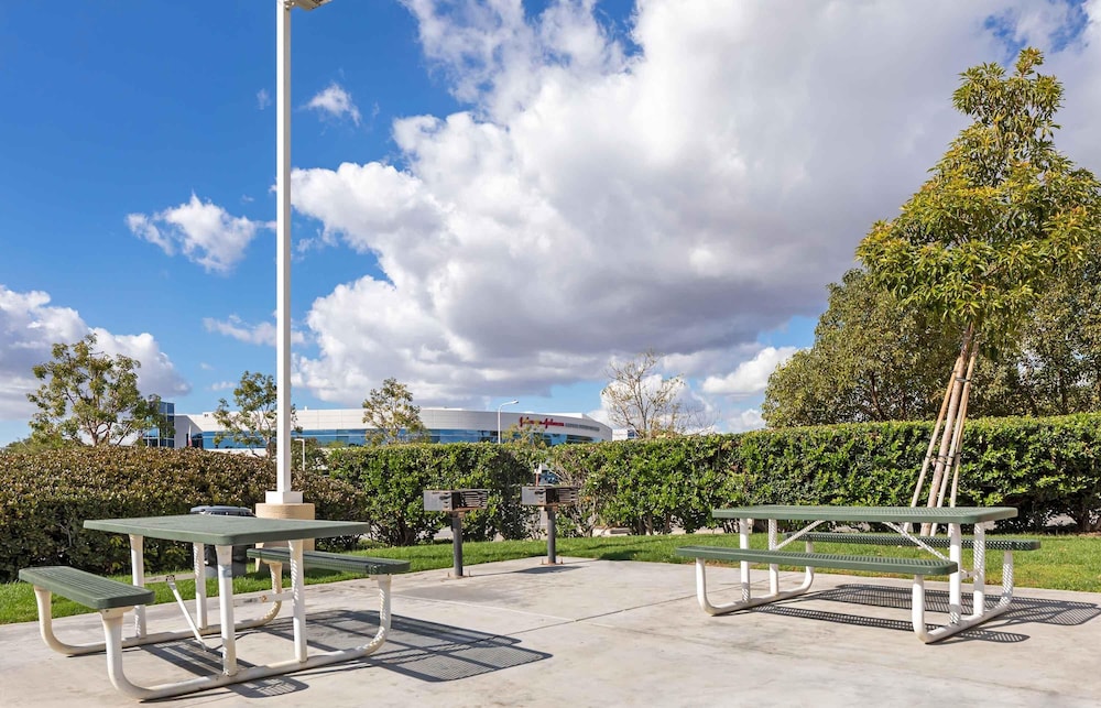 Extended Stay America - Orange County - Irvine Spectrum 51/57