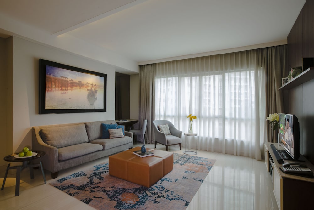 ASCOTT WATERPLACE SURABAYA 35/74