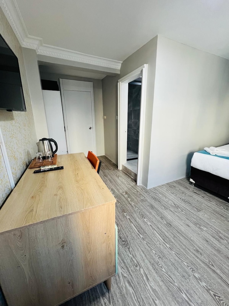 Taksim Dora Hotel & Suites 8/21