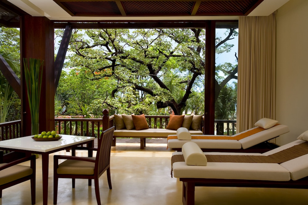 THE BARAI HUA HIN - The Unbound Collection by Hyatt 27/50