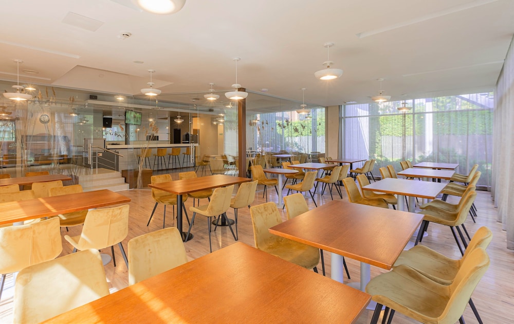 NEW Rixwell Collection Seaside Hotel Jurmala 37/60