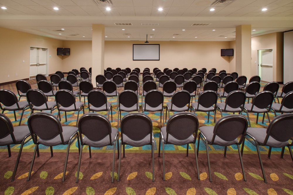 Holiday Inn Lincoln Southwest 39/43