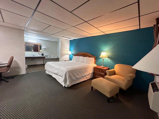 Room, King Bed, Smoking