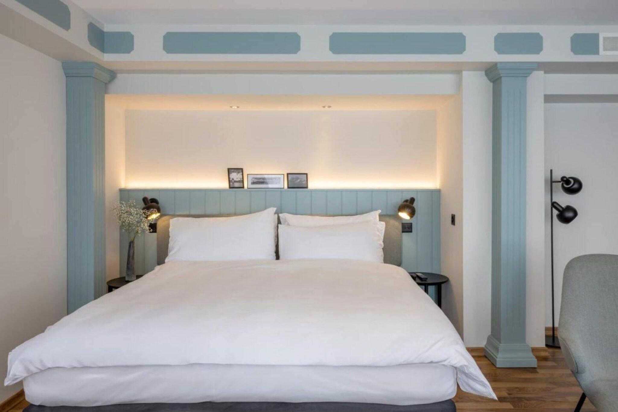 Room at Hotel Luzernerhof Lucerne, LUCERNE