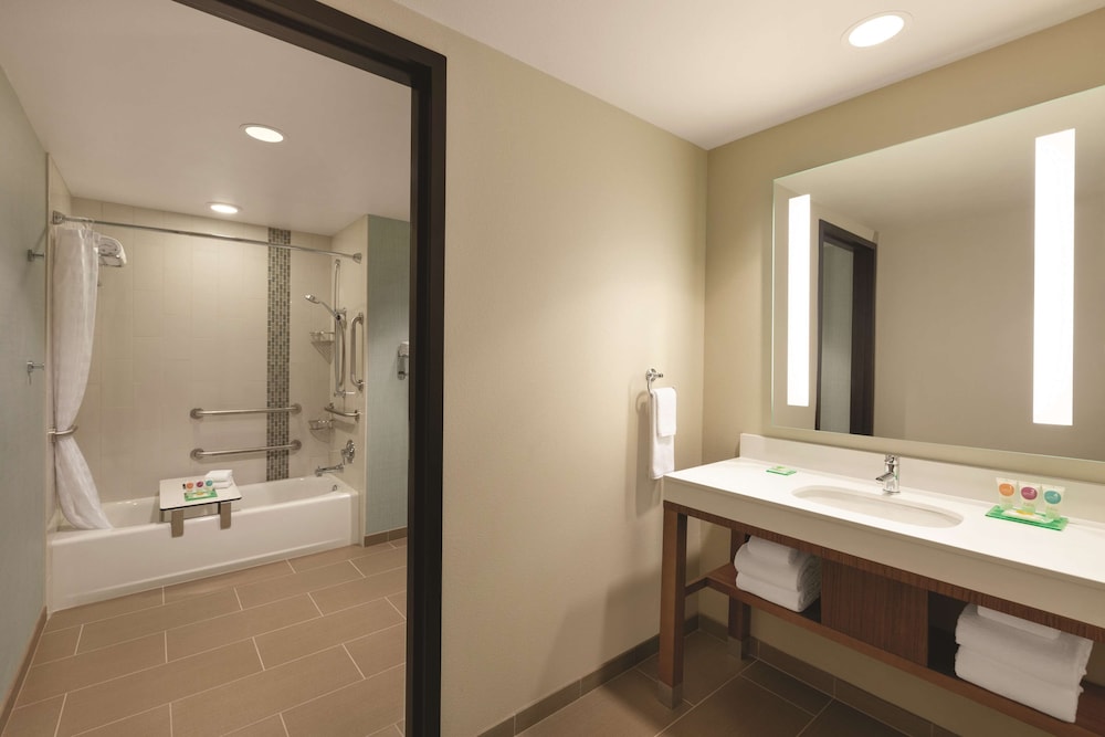 Hyatt Place Page/Lake Powell 63/64