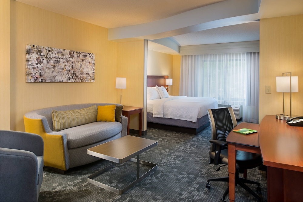 Courtyard By Marriott Hanover Lebanon 37/56