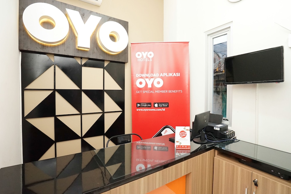 OYO 614 Graha 8 Syariah 7/36