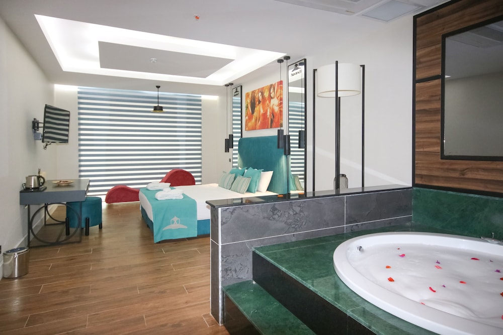 Asia Beach Resort & Spa Hotel 49/74