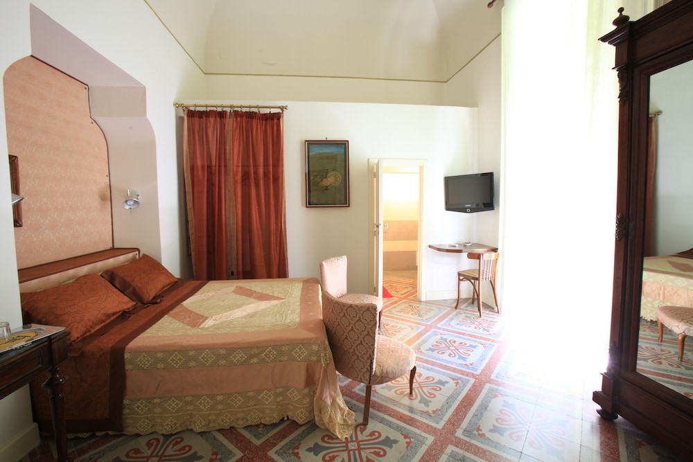 Hotel Palazzo Rollo 35/50