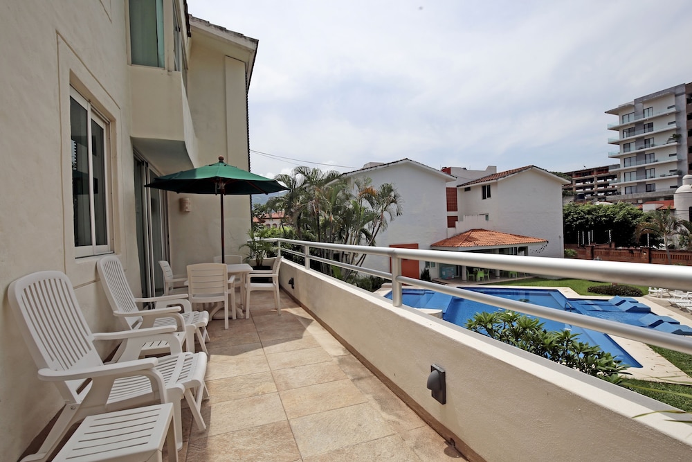 Zenharmony Suites Puerto Vallarta 17/19