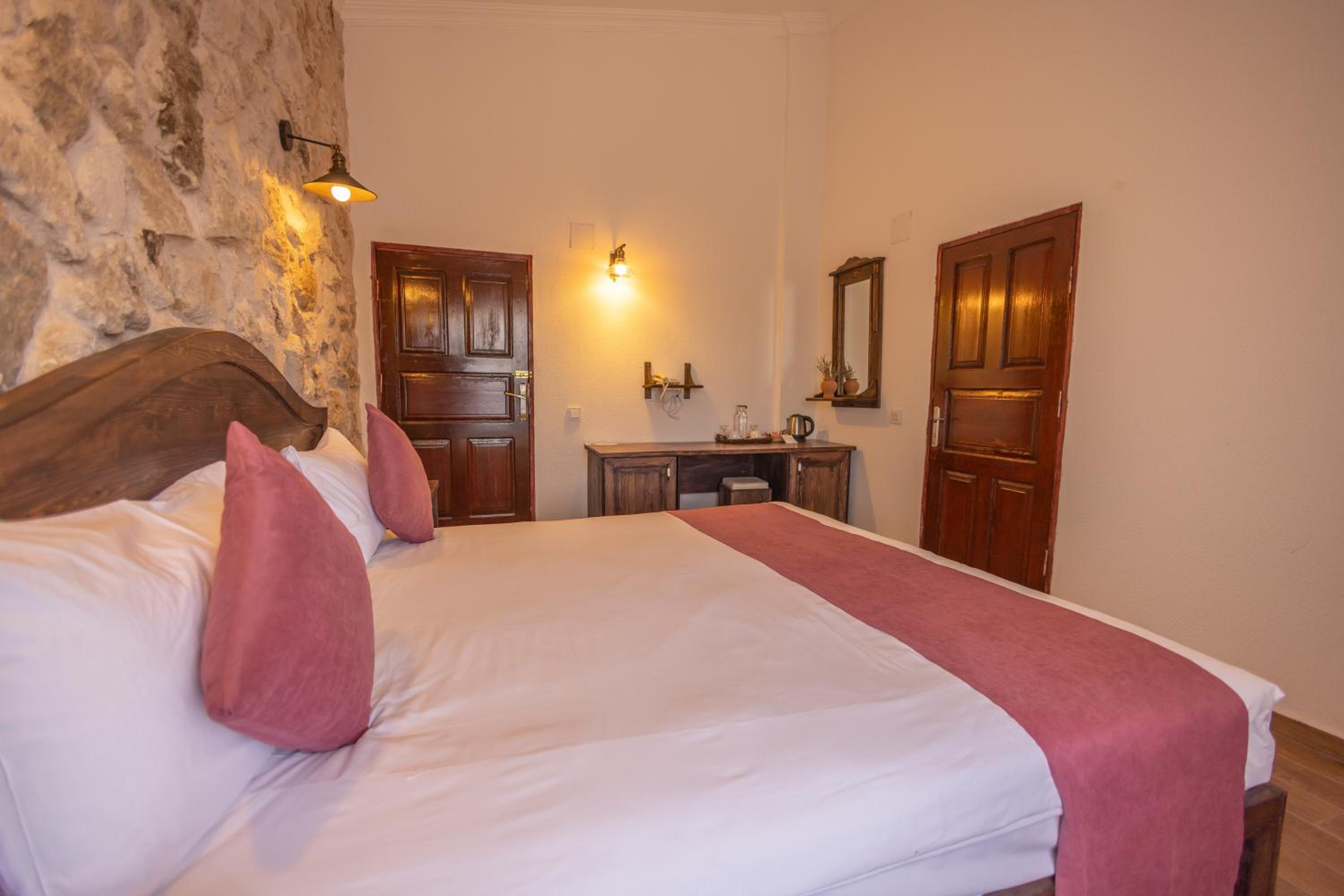 غرفة قياسية بسرير مزدوج، Soleado Capadocia Hotel 5/8