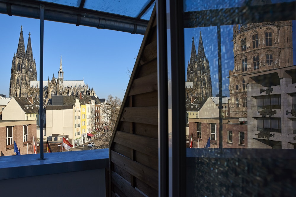 Koncept Hotel Zum Kostbaren Blut 6/42