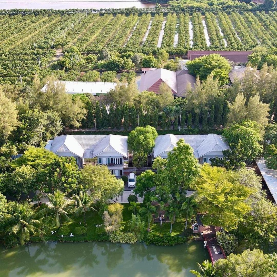 Muaan Resort 36/48