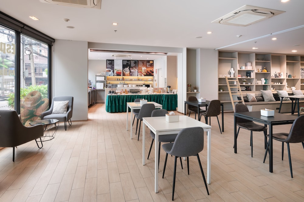 Samyan Serene Hotel 47/63