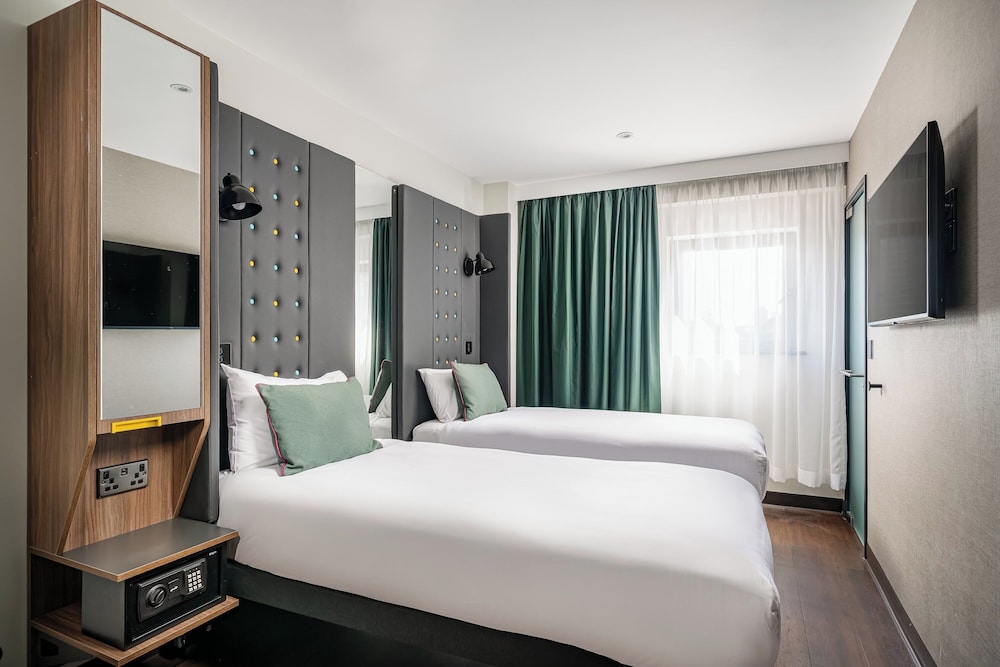 Point A Hotel London Canary Wharf 33/61