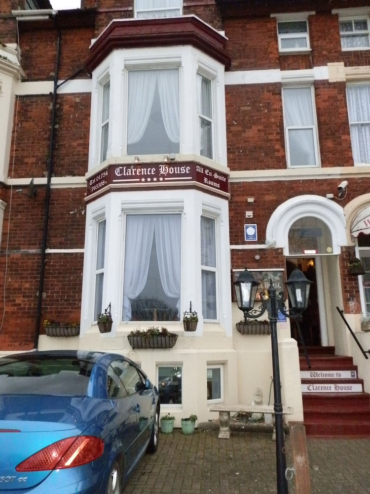 Clarence House Hotel 28/47