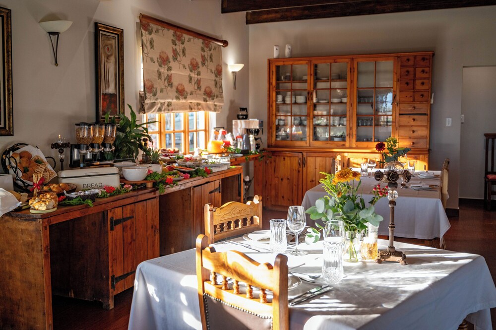 De Denne Guest House 35/50