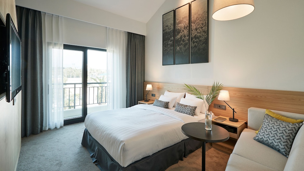 The Suites Hotel Jeju 29/73