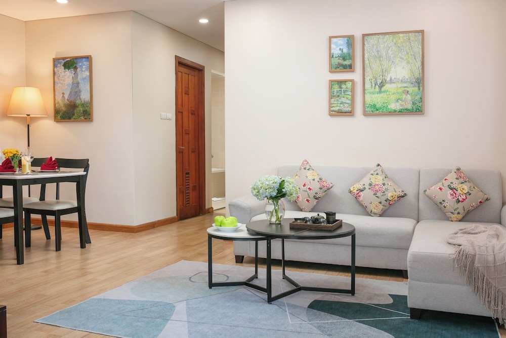 HB Serviced Apartment - 121B Quan Hoa 15/30