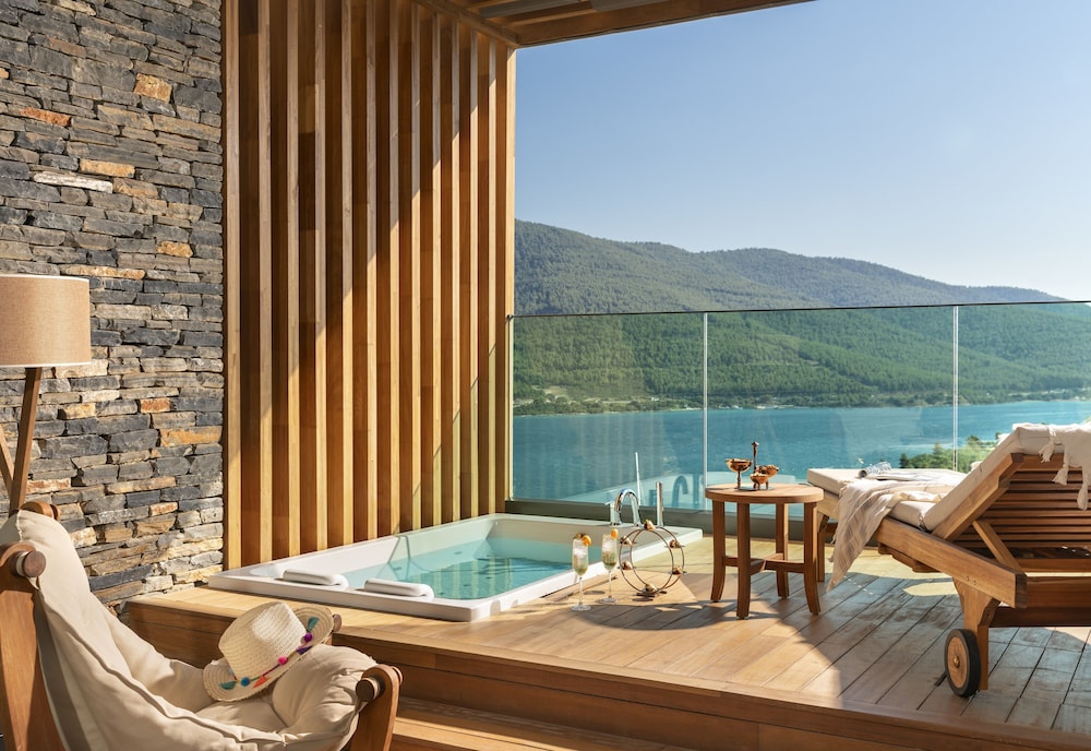 Lujo Art & Joy Bodrum 44/75