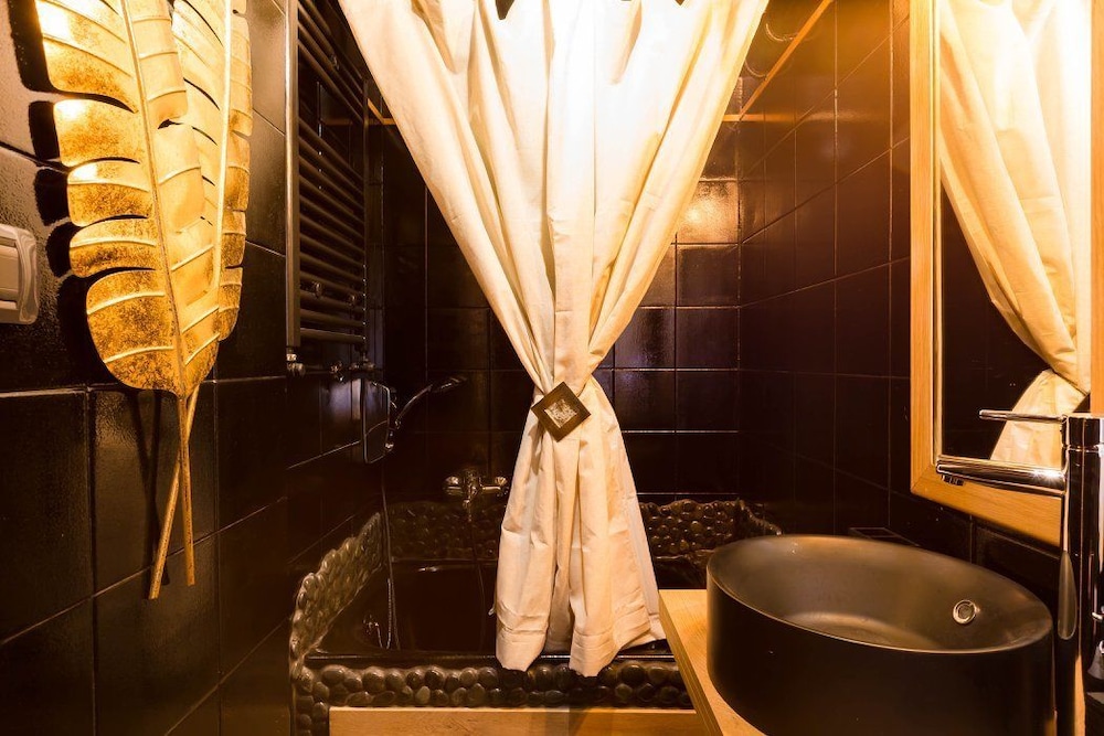 Pantheon Luxury Gold Apartment 41/43