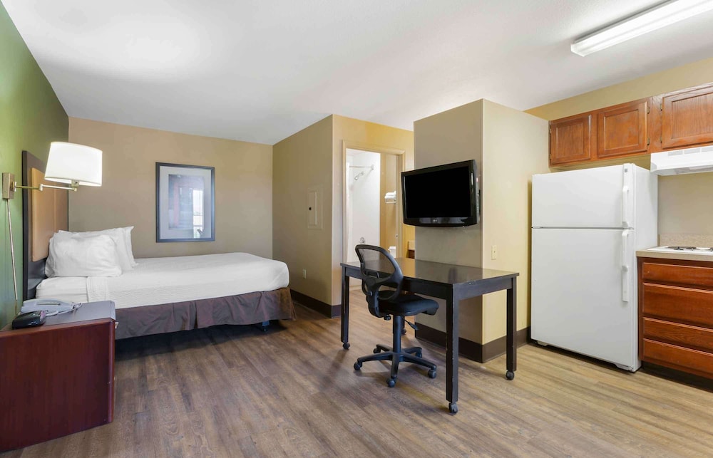 Extended Stay America Phoenix - Chandler - E. Chandler Blvd. 18/51